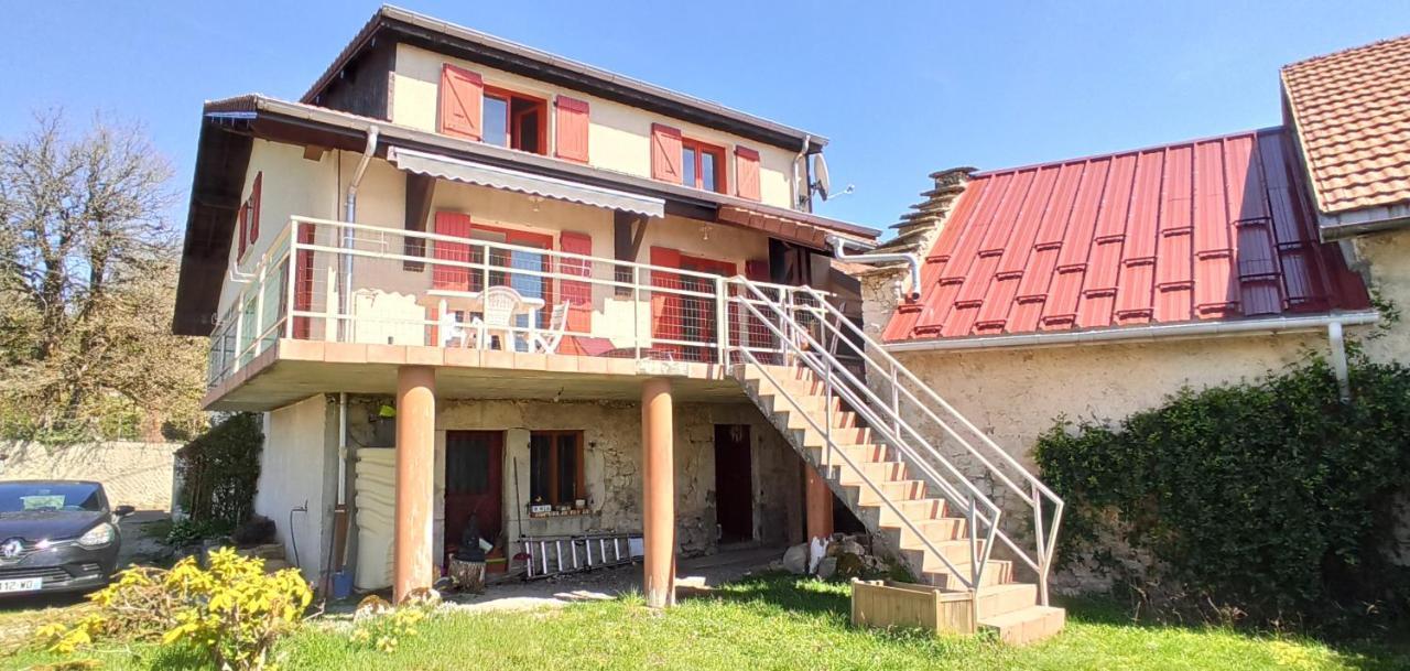 Maison Au Calme Bed & Breakfast Viry  Bagian luar foto